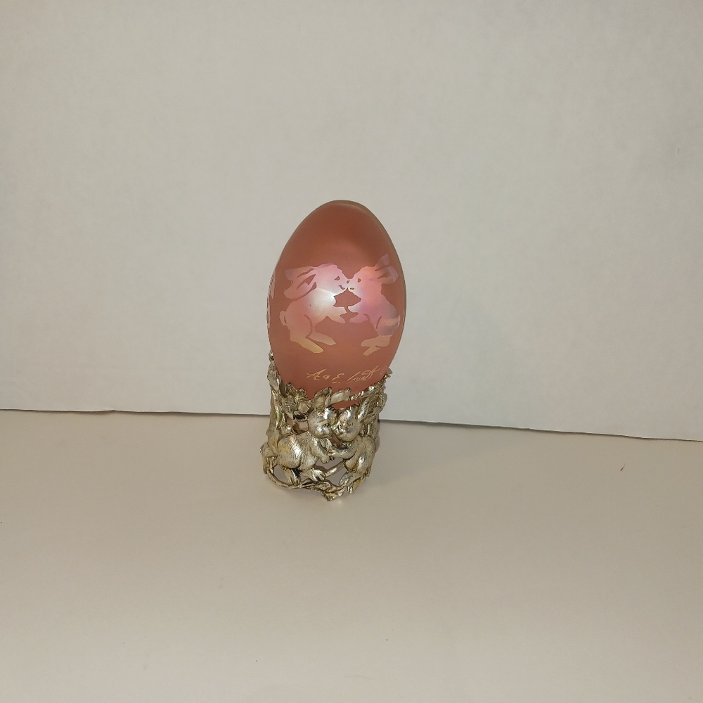 Arthur Court 1996 pink Glass Easter Egg w/stand